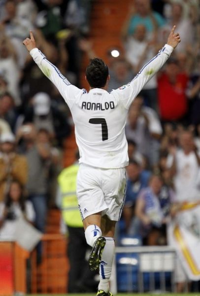 他用一场又 他用一场又