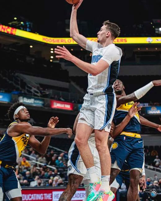 此年纪的选 此年纪的选